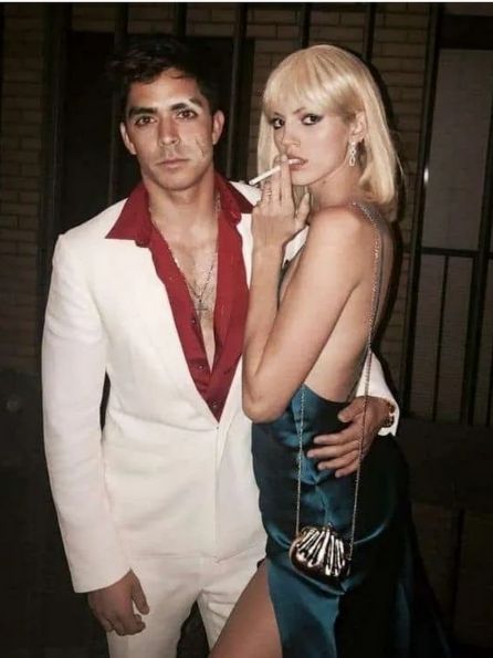 30 Amazing Halloween Costume Ideas for Duos You Will Want To copy- scarface
