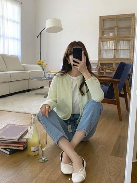 50 Cute and Comfy Korean Outfits You Need To Copy