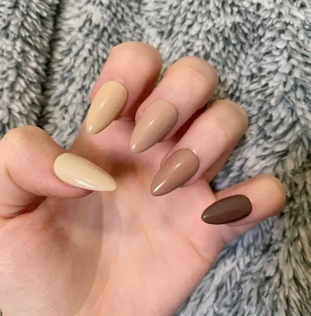 40 Best Fall Nail Designs You’ll Obsess Over | Autumn Nail Designs