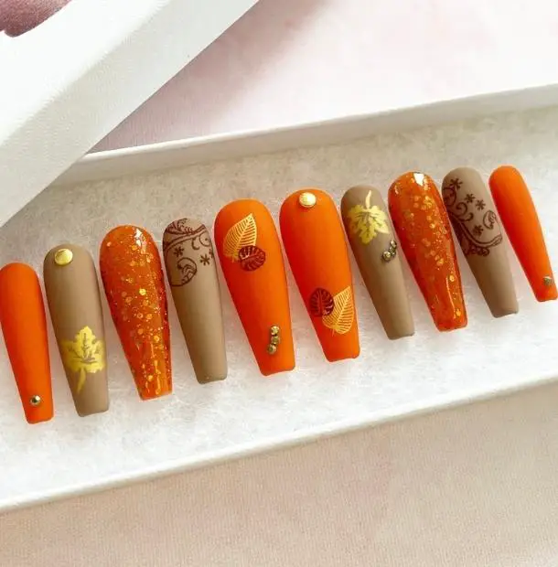 40 Best Fall Nail Designs You’ll Obsess Over | Autumn Nail Designs