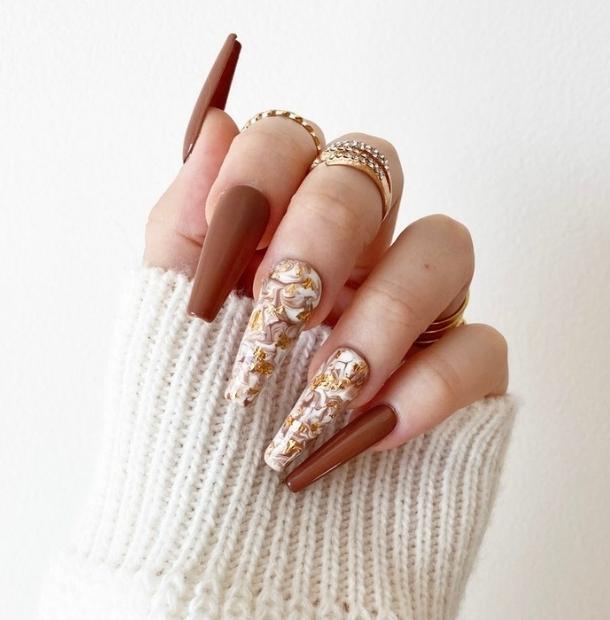 40 Best Fall Nail Designs You’ll Obsess Over | Autumn Nail Designs