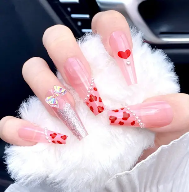 45 Stunning Cute Nail Designs You'll Love in 2023